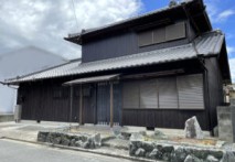 津市藤方のリノベーション済み物件